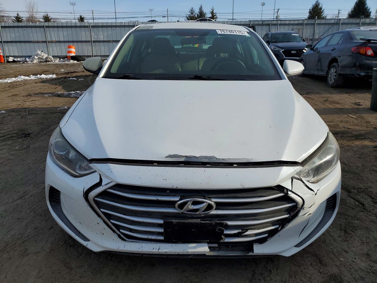 2017 HYUNDAI ELANTRA SE photo 9