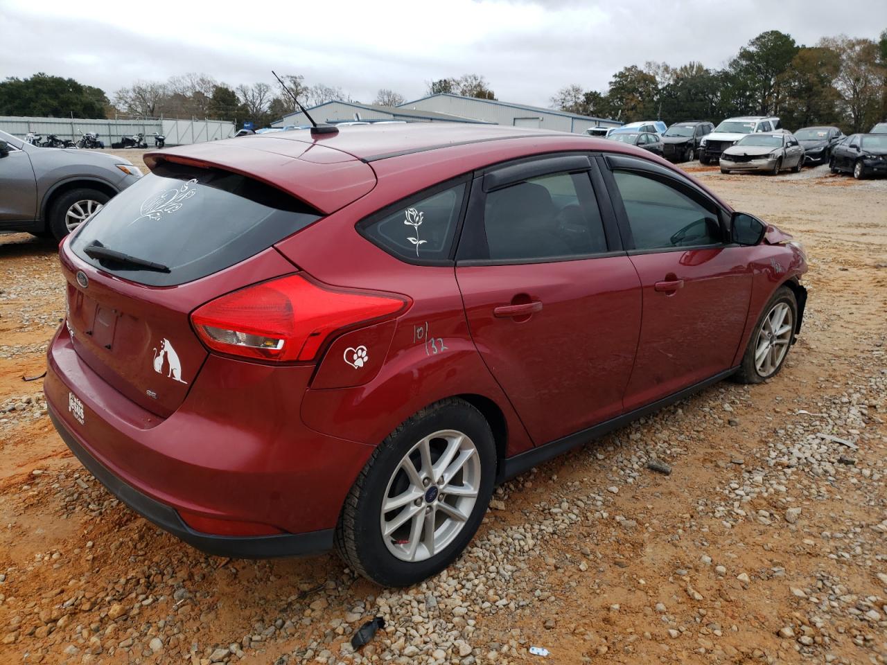 2017 FORD FOCUS SE photo 7