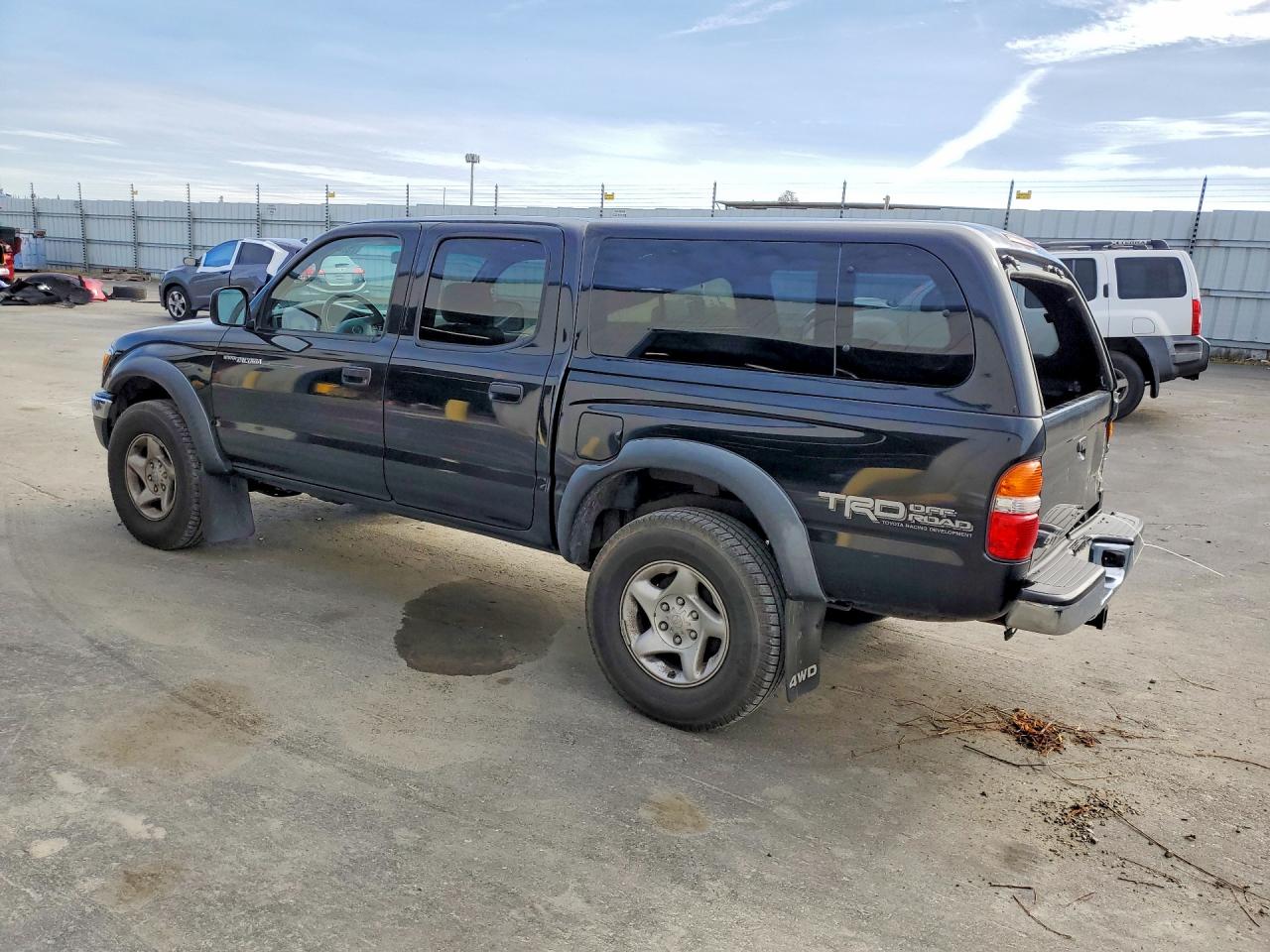 2002 TOYOTA TACOMA DOUBLE CAB photo 3