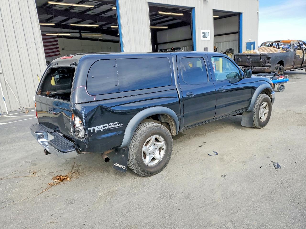 2002 TOYOTA TACOMA DOUBLE CAB photo 5