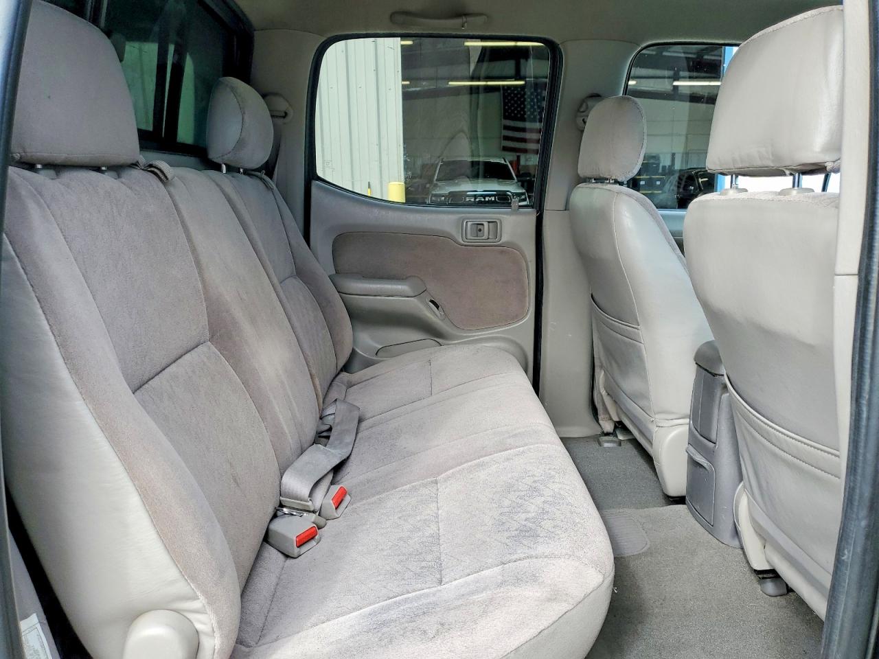 2002 TOYOTA TACOMA DOUBLE CAB photo 19