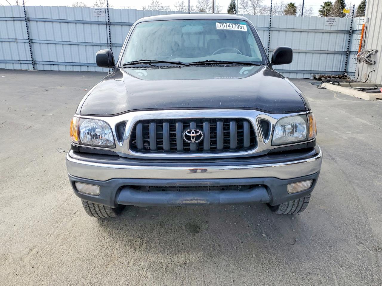 2002 TOYOTA TACOMA DOUBLE CAB photo 9