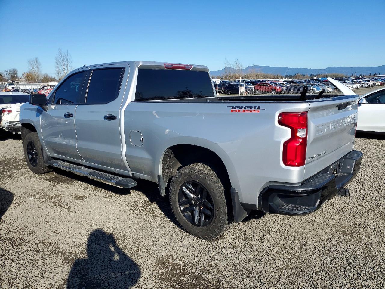 2020 CHEVROLET SILVERADO K1500 LT TRAIL BOSS photo 2