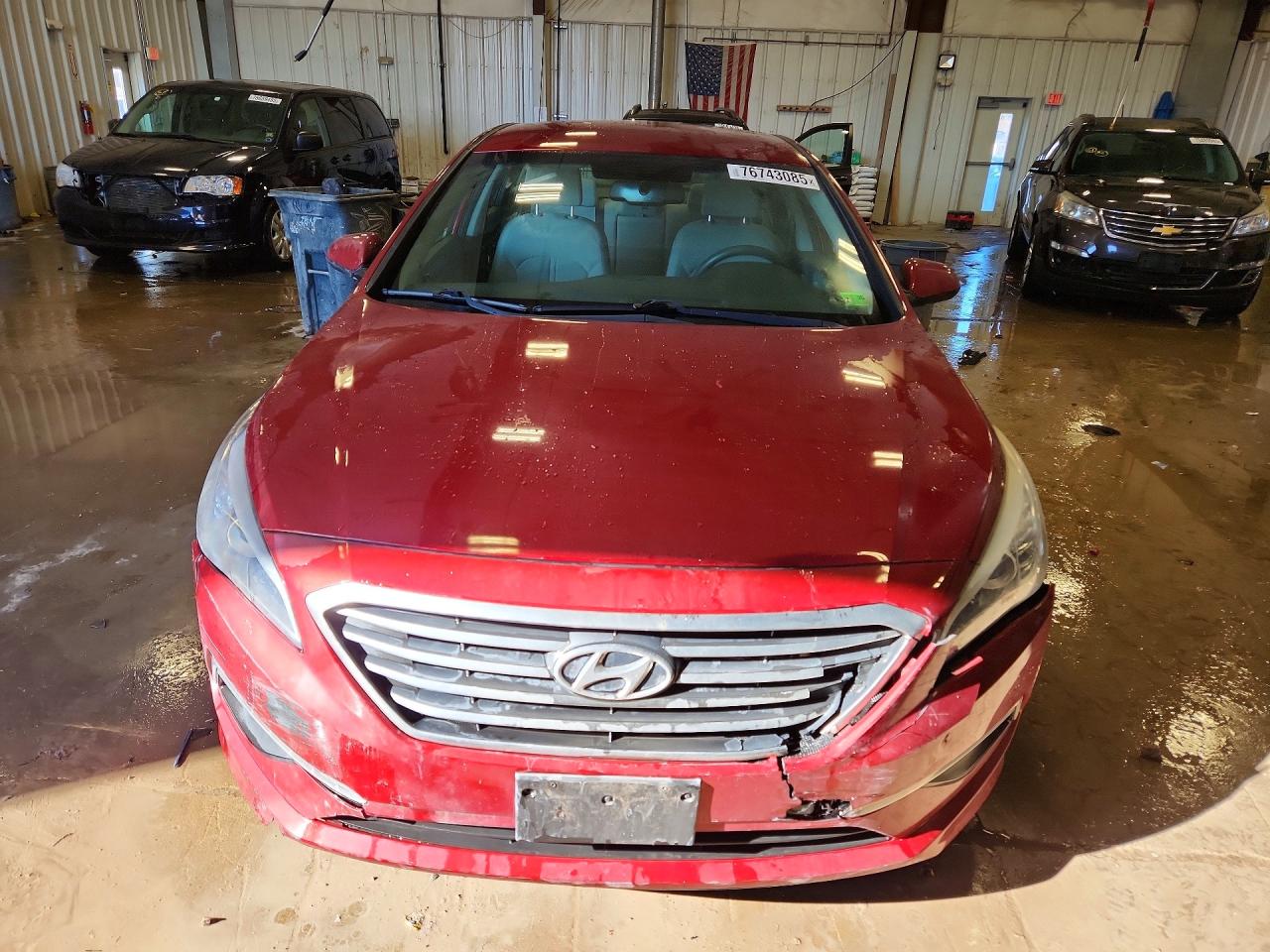 2015 HYUNDAI SONATA SE photo 13