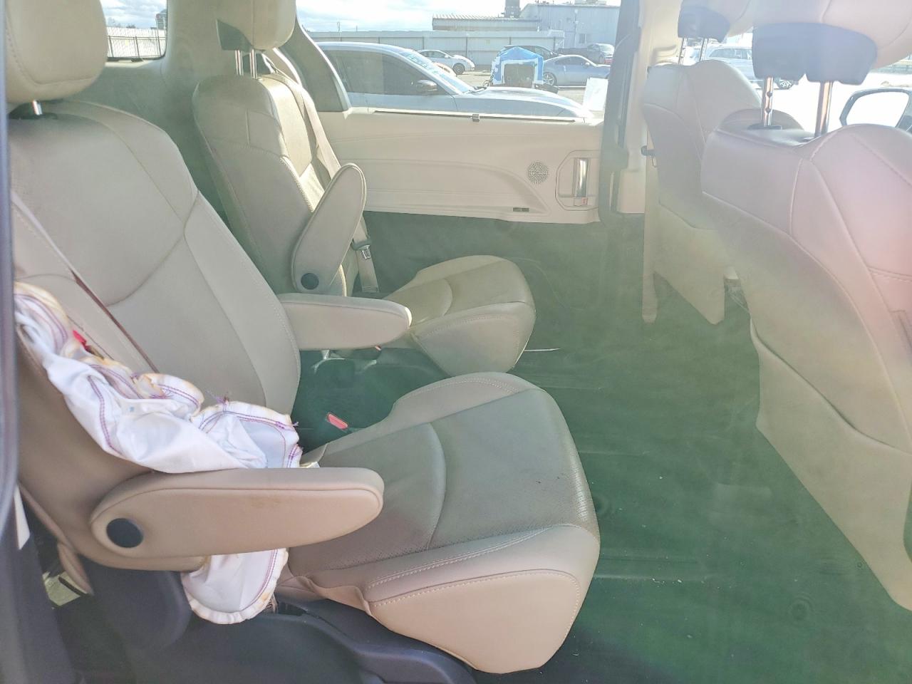 2022 TOYOTA SIENNA LIMITED photo 10
