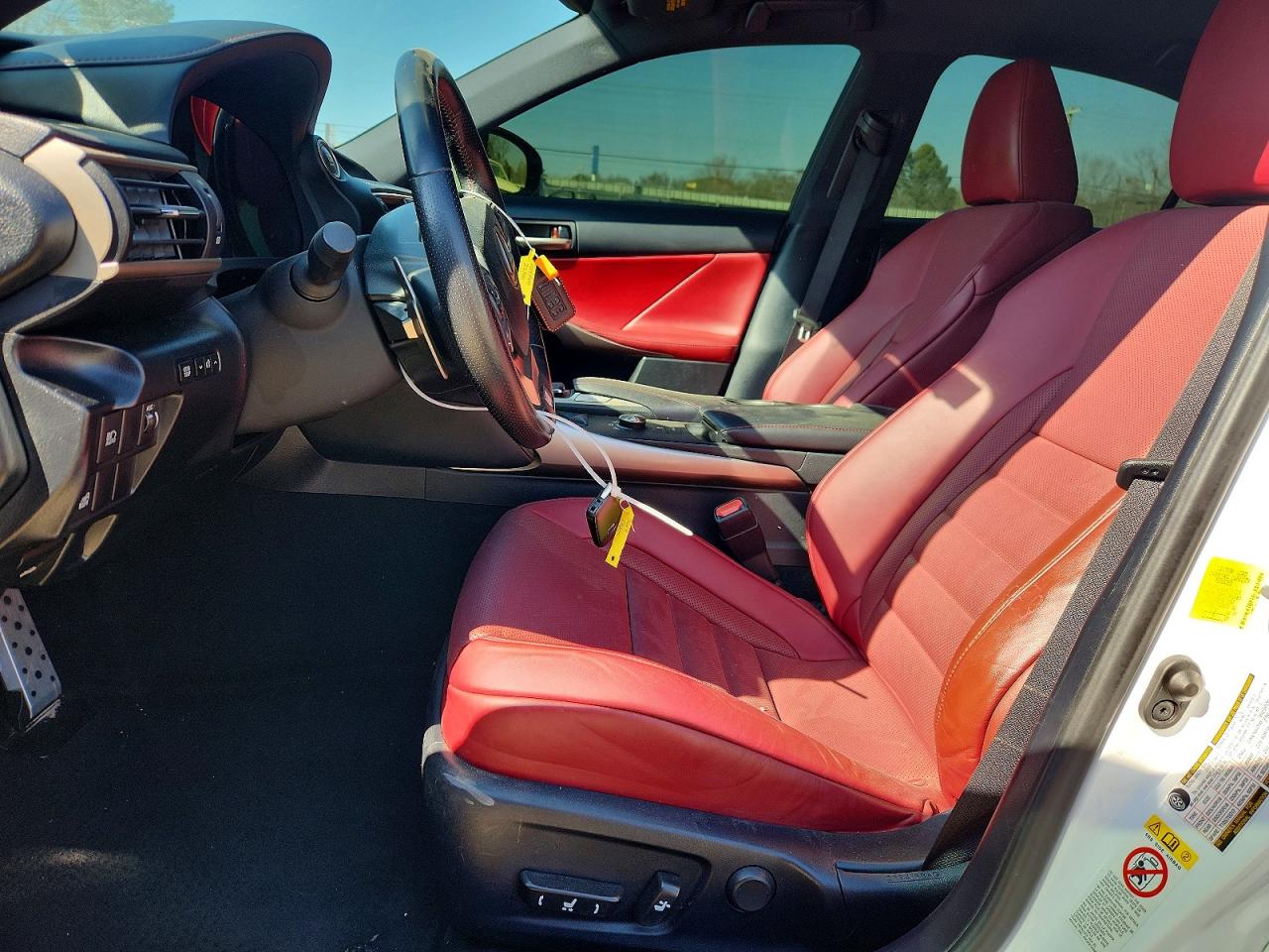 2018 LEXUS IS photo 19