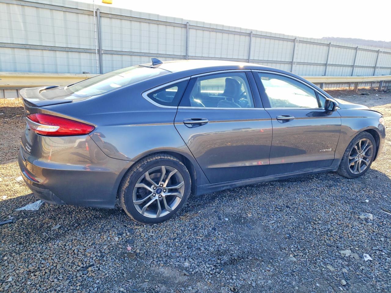 2019 FORD FUSION TITANIUM photo 3