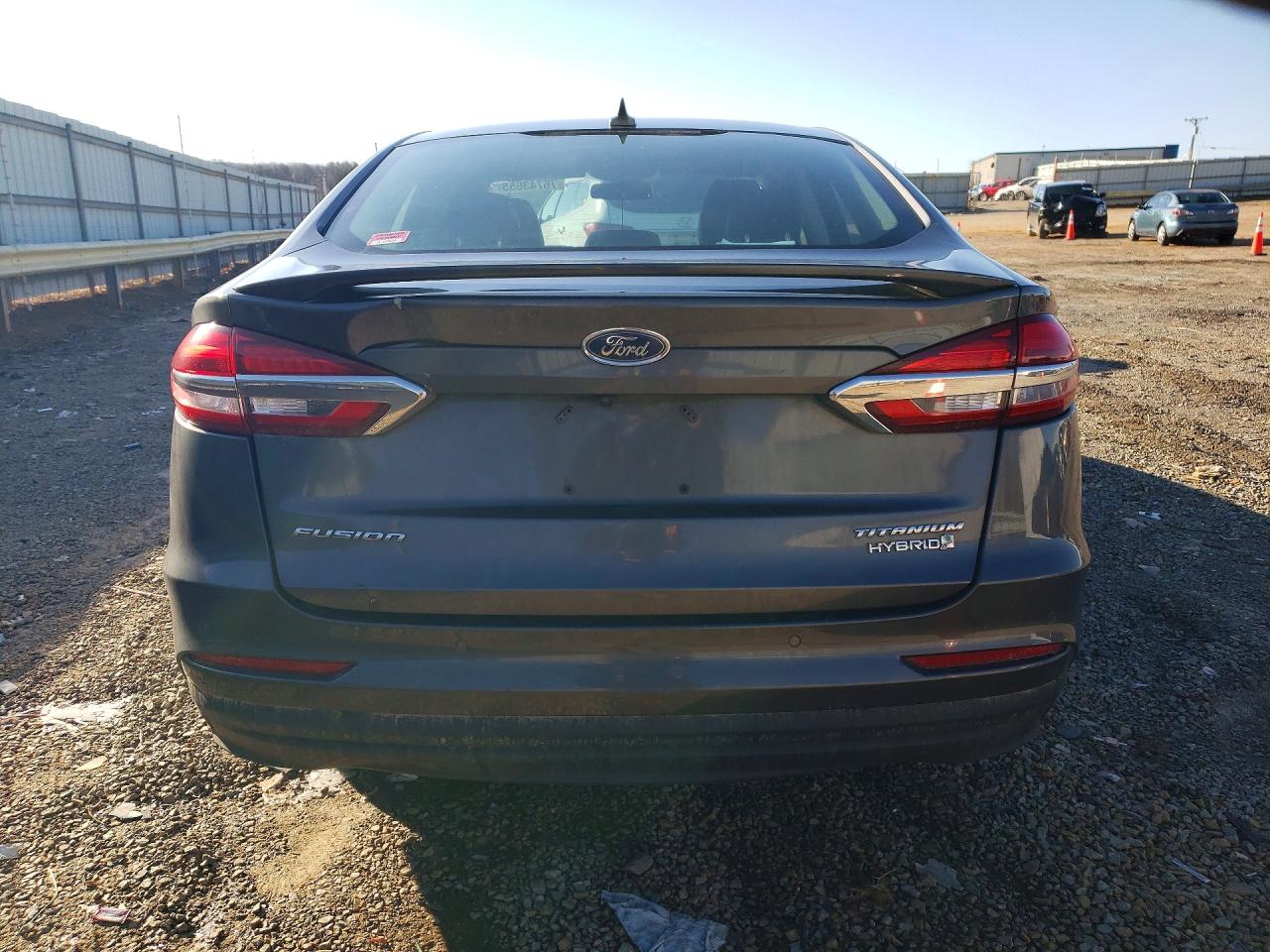 2019 FORD FUSION TITANIUM photo 6