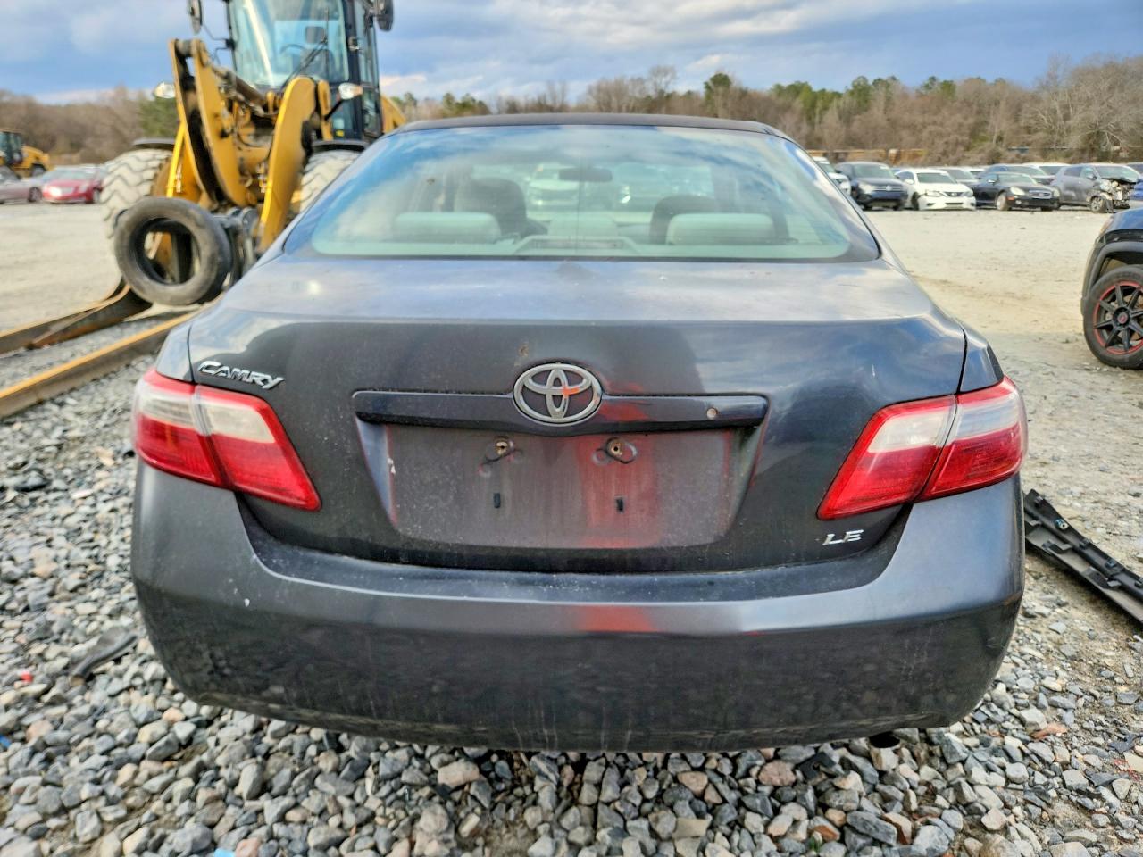 2009 TOYOTA CAMRY LE photo 11