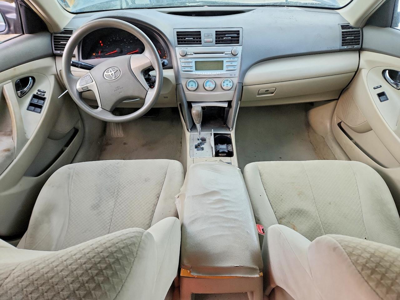 2009 TOYOTA CAMRY LE photo 15