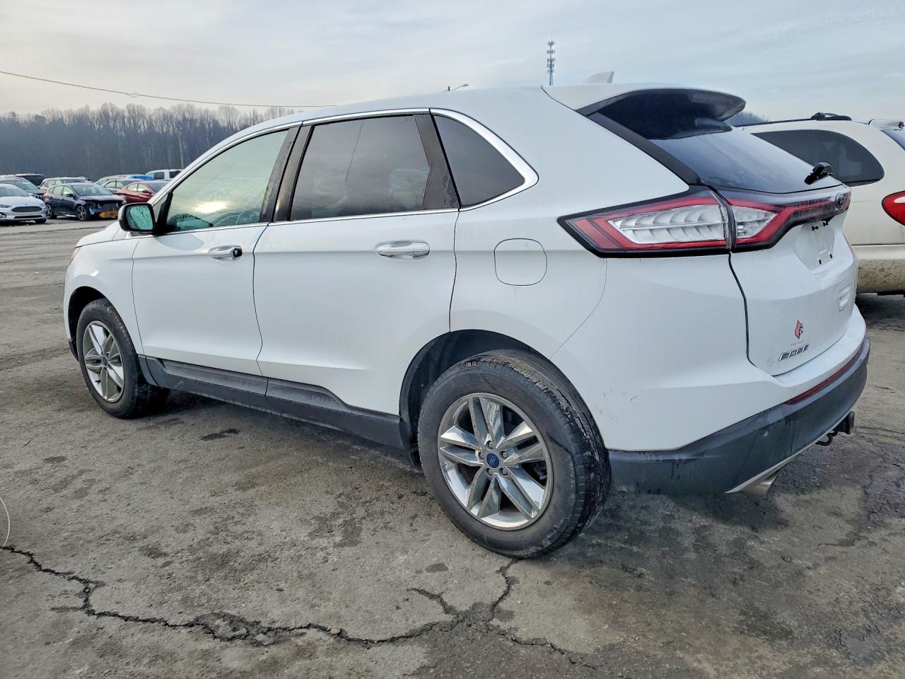 2015 FORD EDGE SEL photo 2
