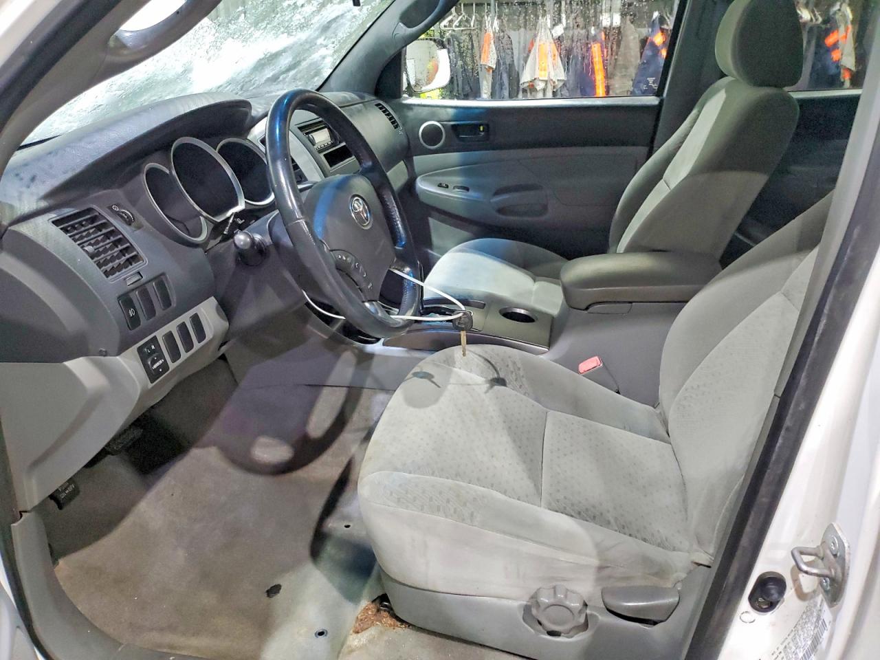 2006 TOYOTA TACOMA V6 photo 13