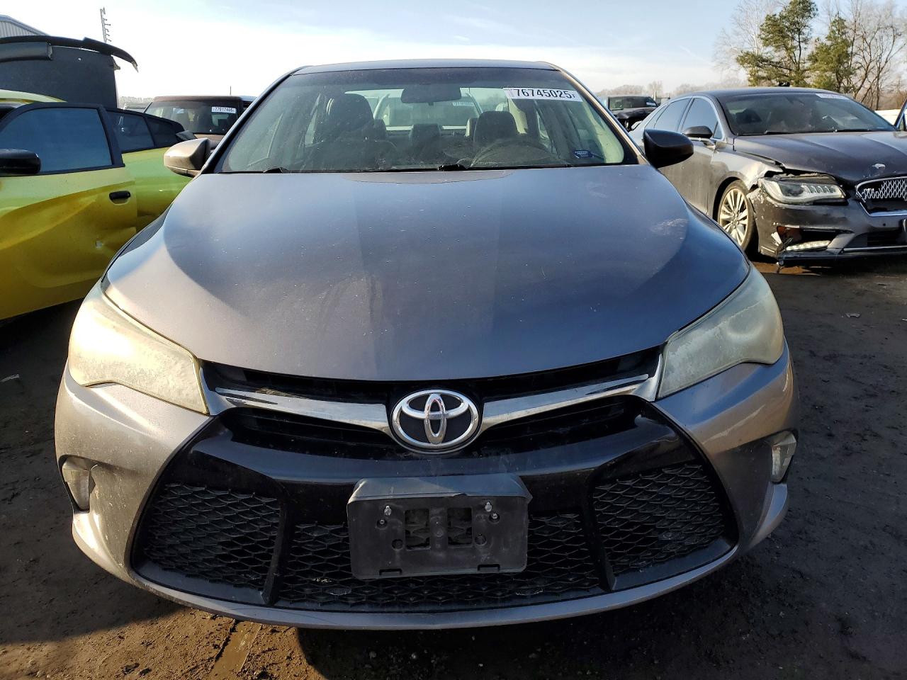 2017 TOYOTA CAMRY photo 13