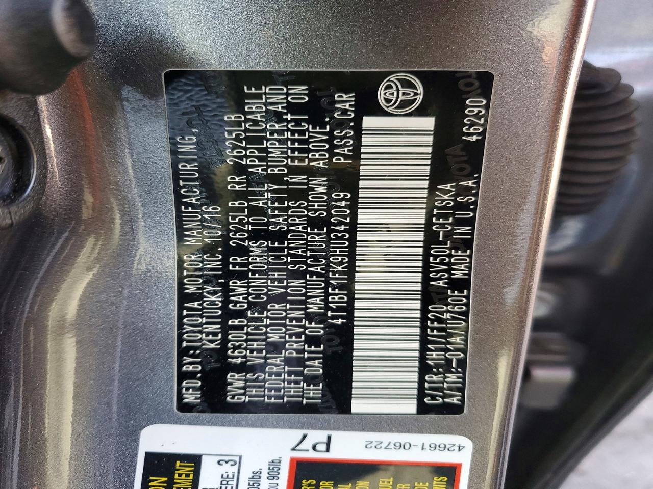 2017 TOYOTA CAMRY photo 34
