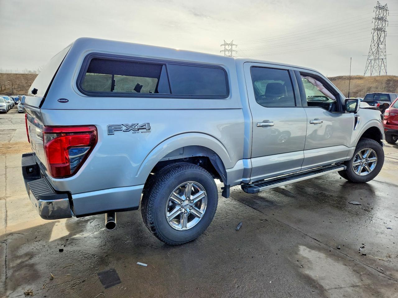 2024 FORD F150 XLT photo 3