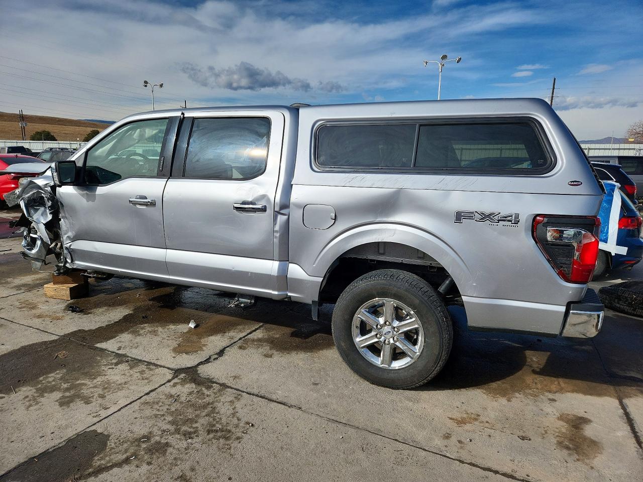 2024 FORD F150 XLT photo 2