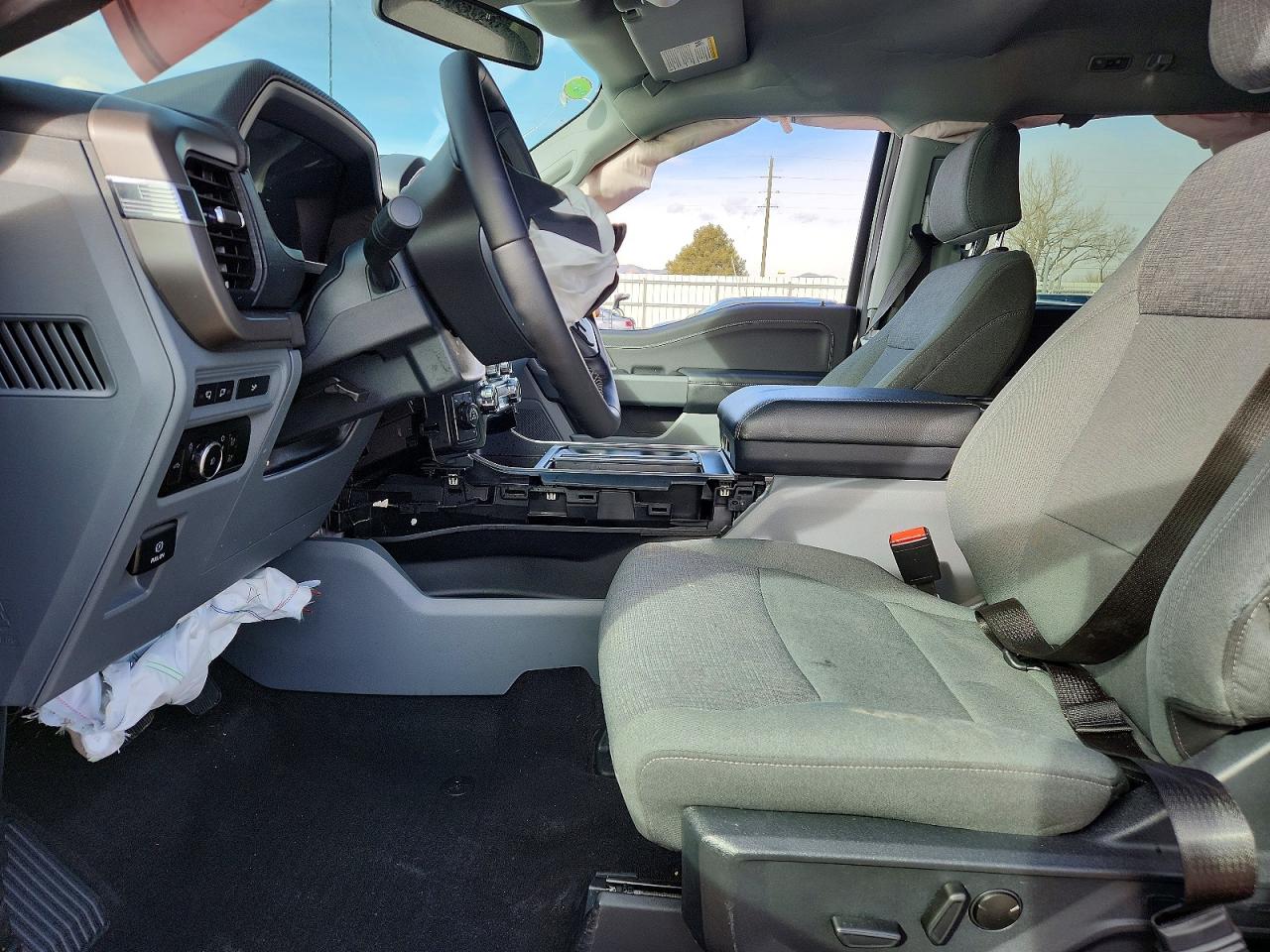 2024 FORD F150 XLT photo 7
