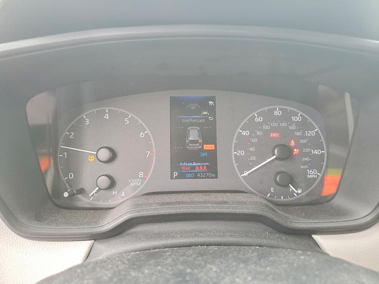 2023 TOYOTA COROLLA CROSS L photo 25