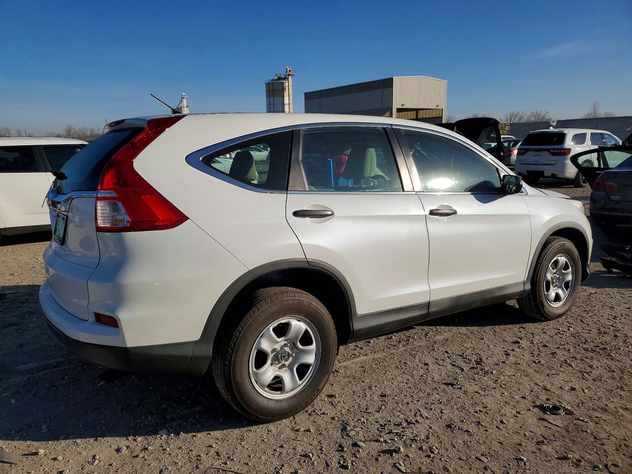 2016 HONDA CR-V LX photo 7