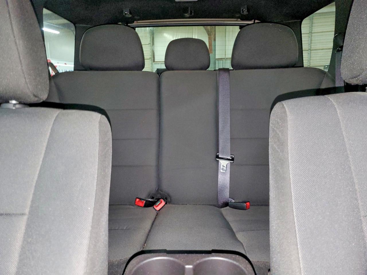 2011 FORD ESCAPE XLT photo 28