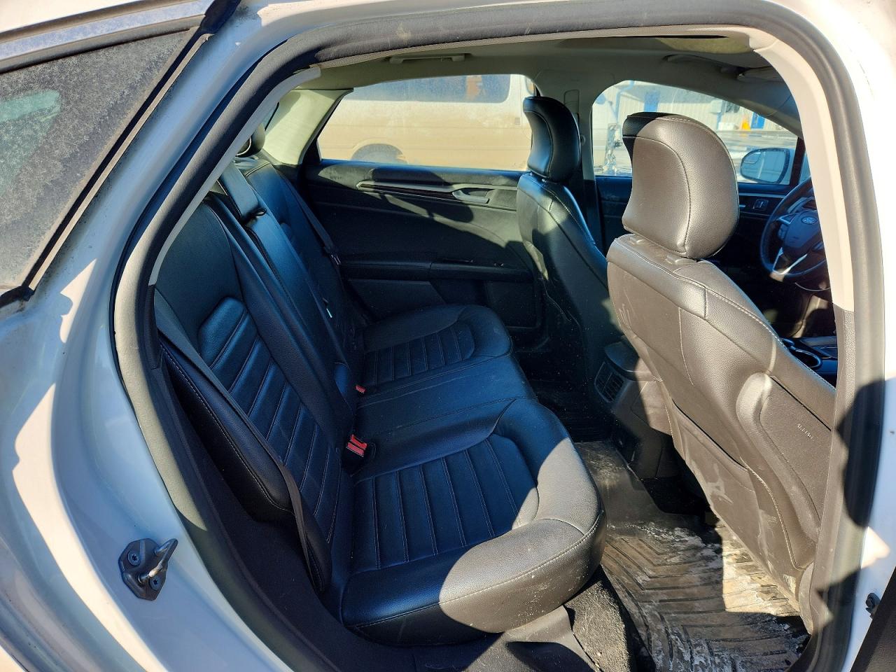 2016 FORD FUSION SE photo 10