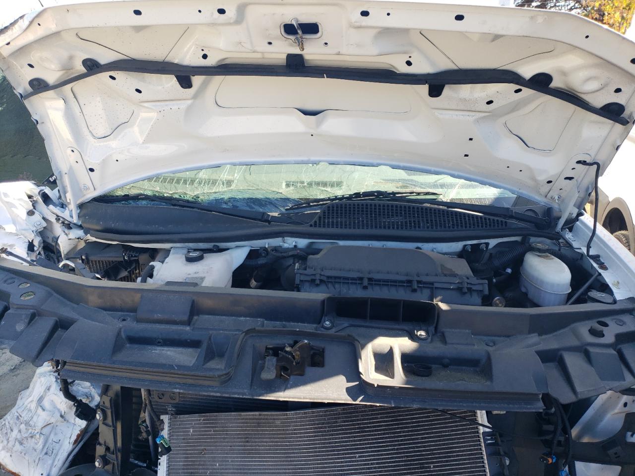 2019 GMC SAVANA CUTAWAY G3500 photo 23