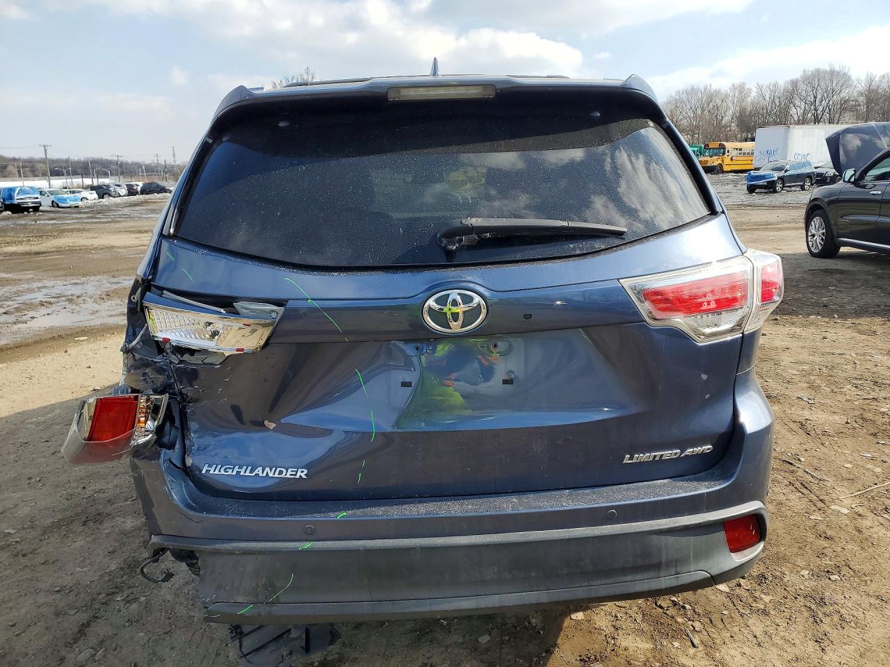 2014 TOYOTA HIGHLANDER LIMITED photo 11