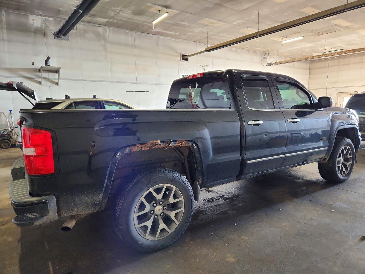 2014 GMC SIERRA K1500 SLE photo 3