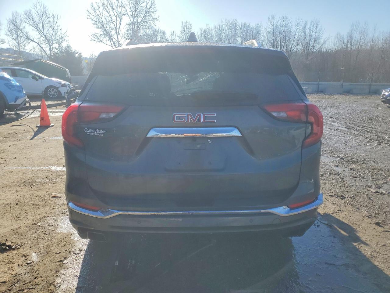 2018 GMC TERRAIN DENALI photo 6