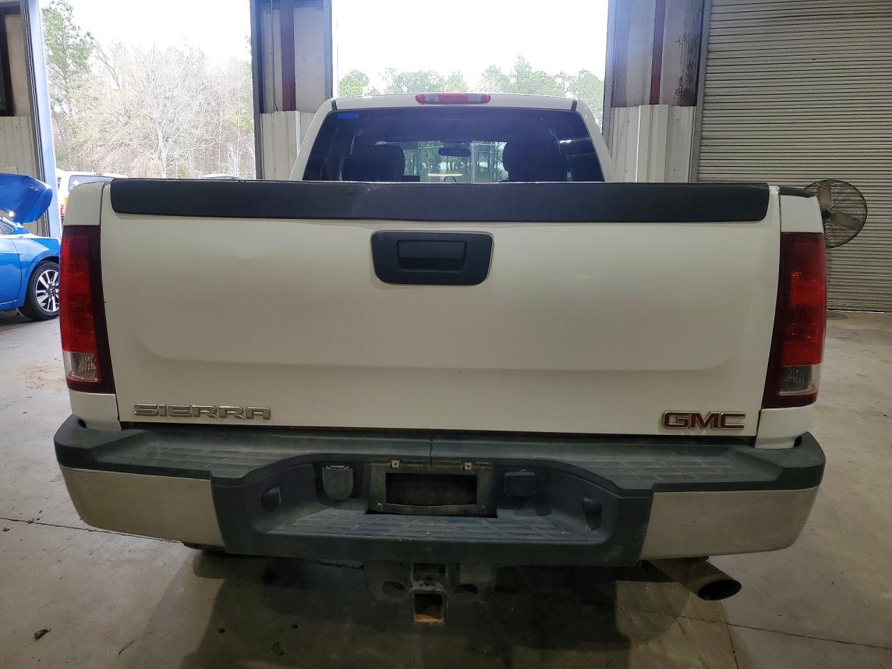 2011 GMC SIERRA C2500 HEAVY DUTY photo 11