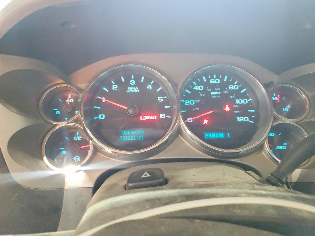 2011 GMC SIERRA C2500 HEAVY DUTY photo 17