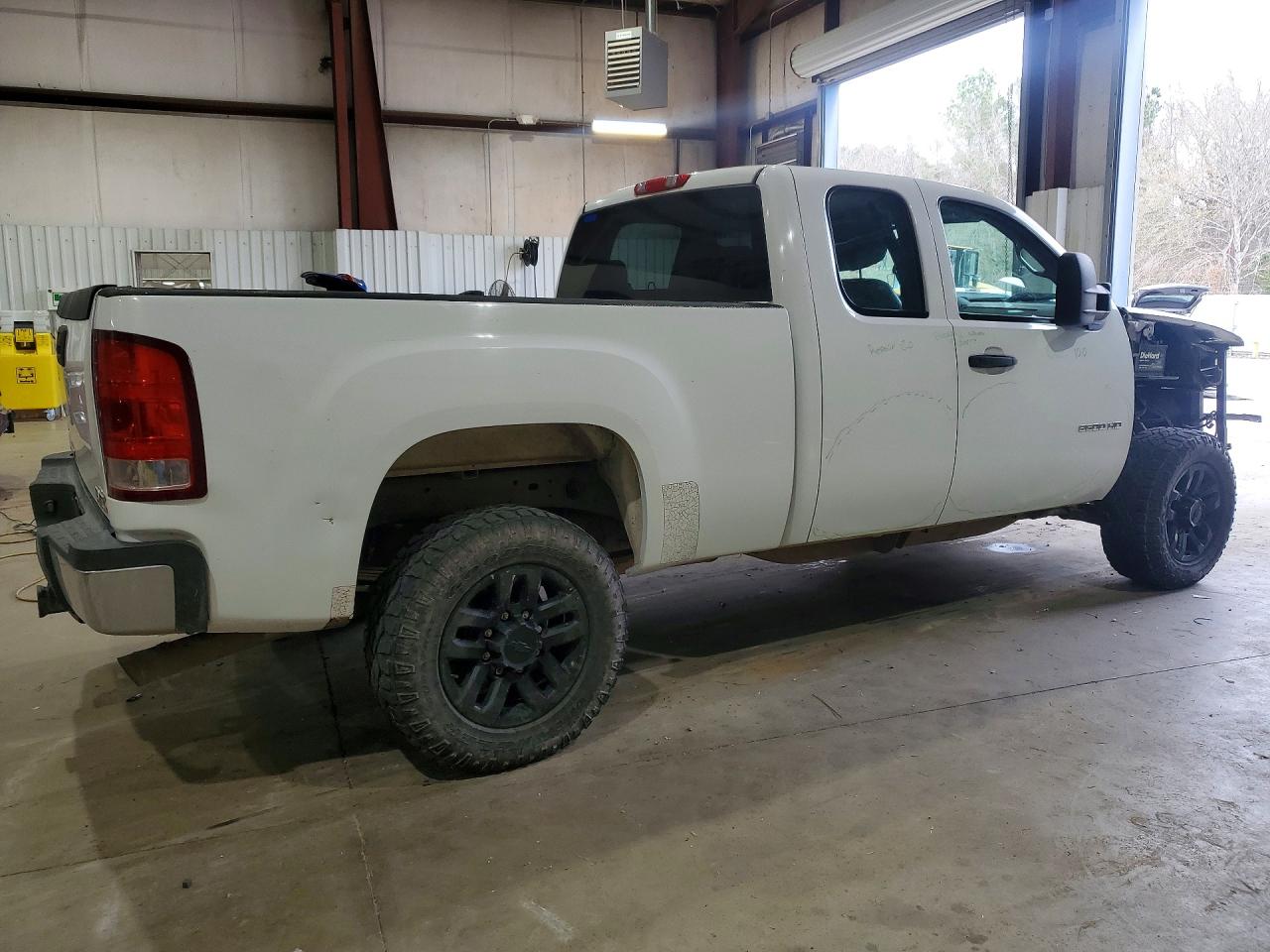 2011 GMC SIERRA C2500 HEAVY DUTY photo 5