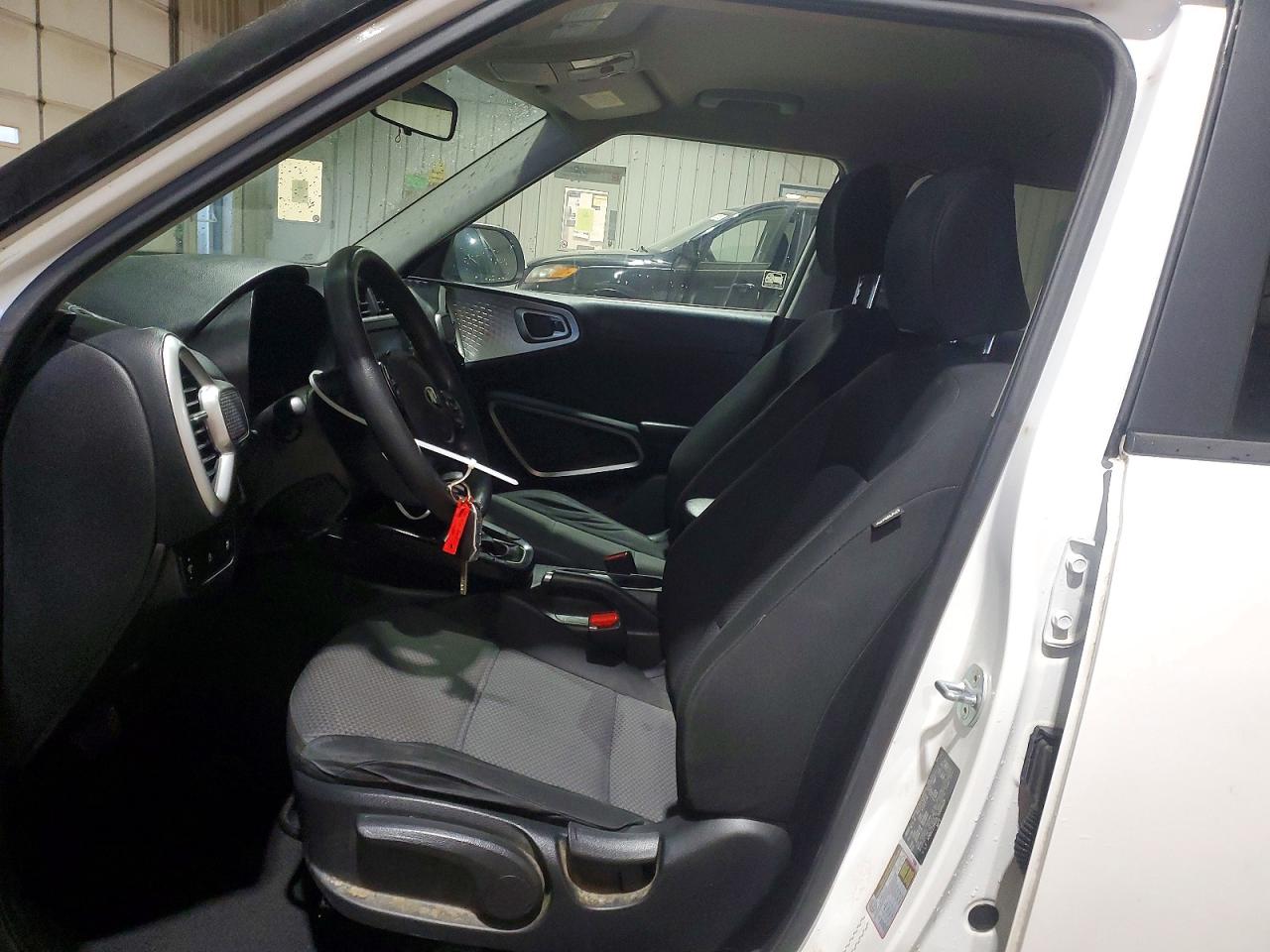 2020 KIA SOUL LX photo 7