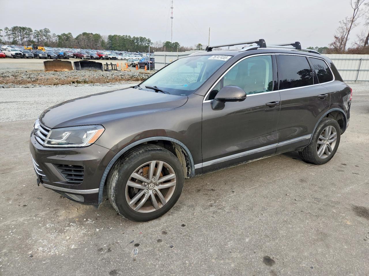 2015 VOLKSWAGEN TOUAREG