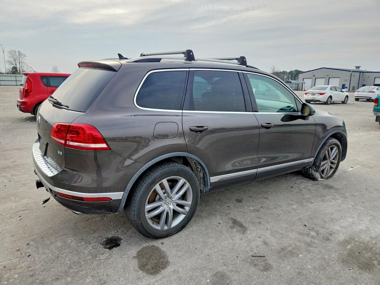 2015 VOLKSWAGEN TOUAREG V6 photo 5