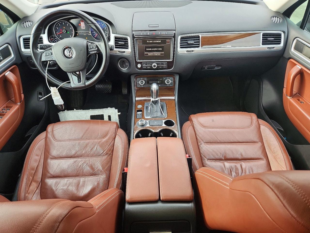 2015 VOLKSWAGEN TOUAREG V6 photo 15