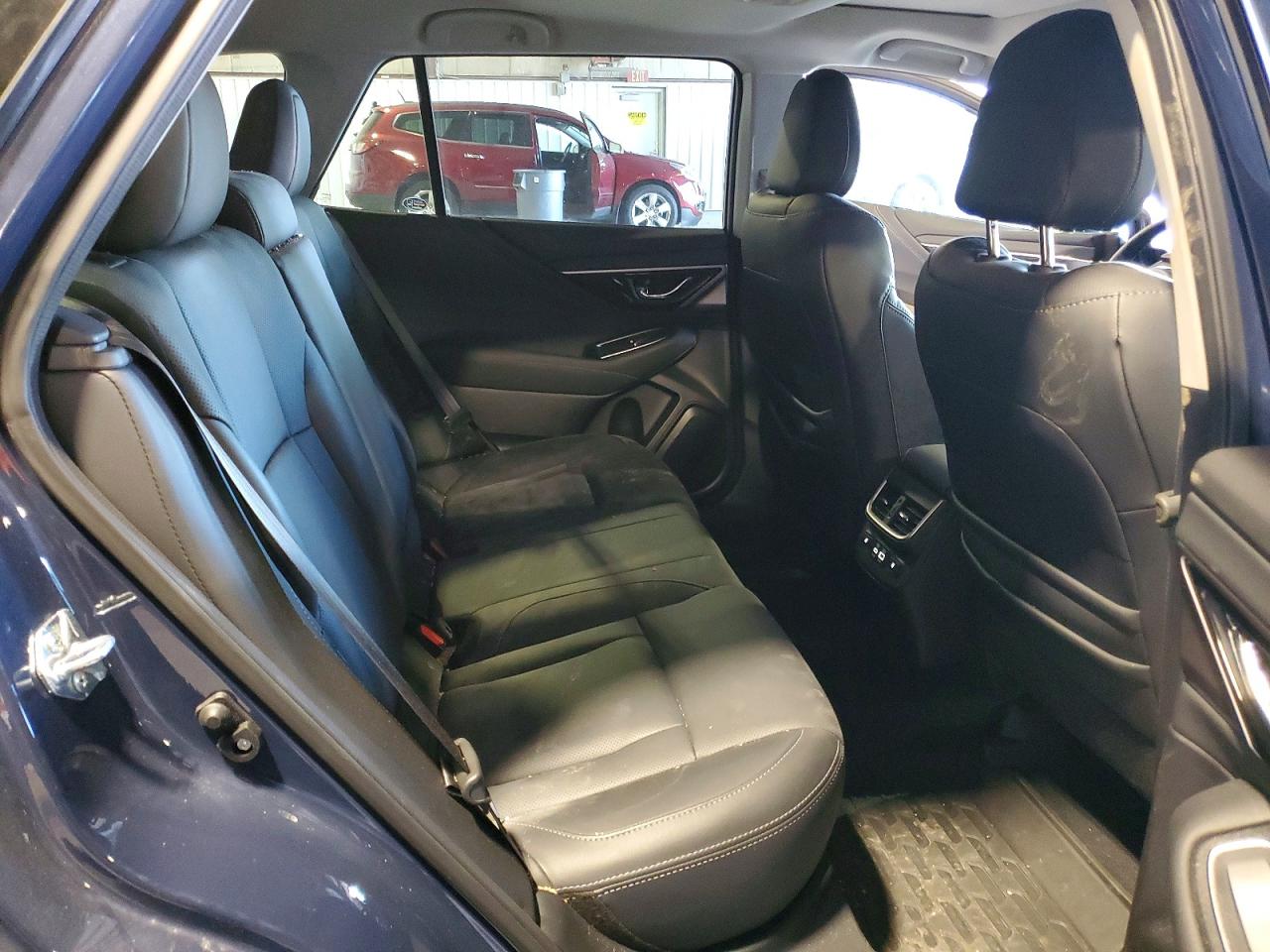 2025 SUBARU OUTBACK LIMITED photo 31
