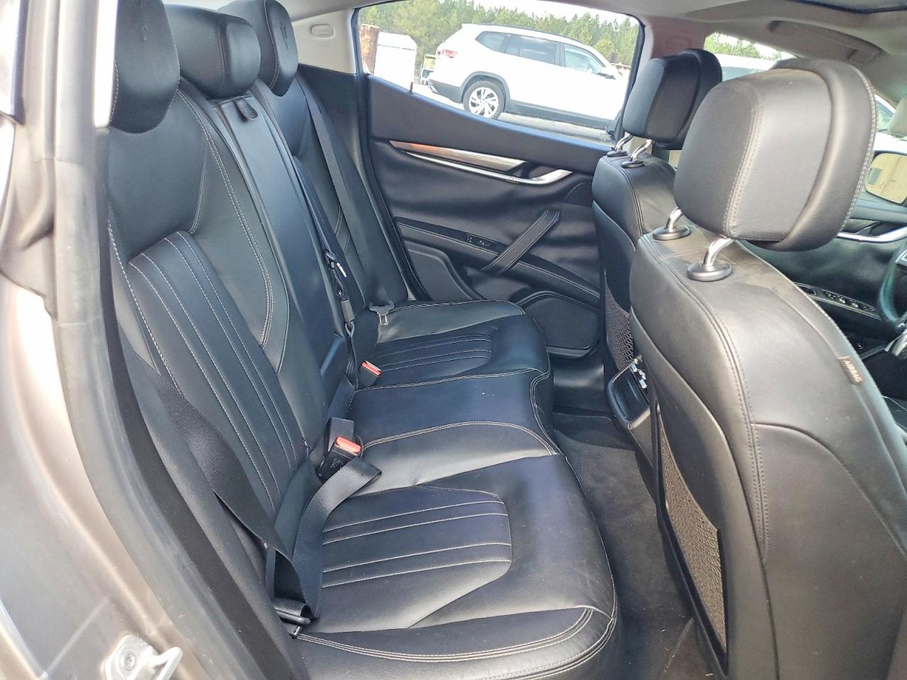 2016 MASERATI GHIBLI photo 10