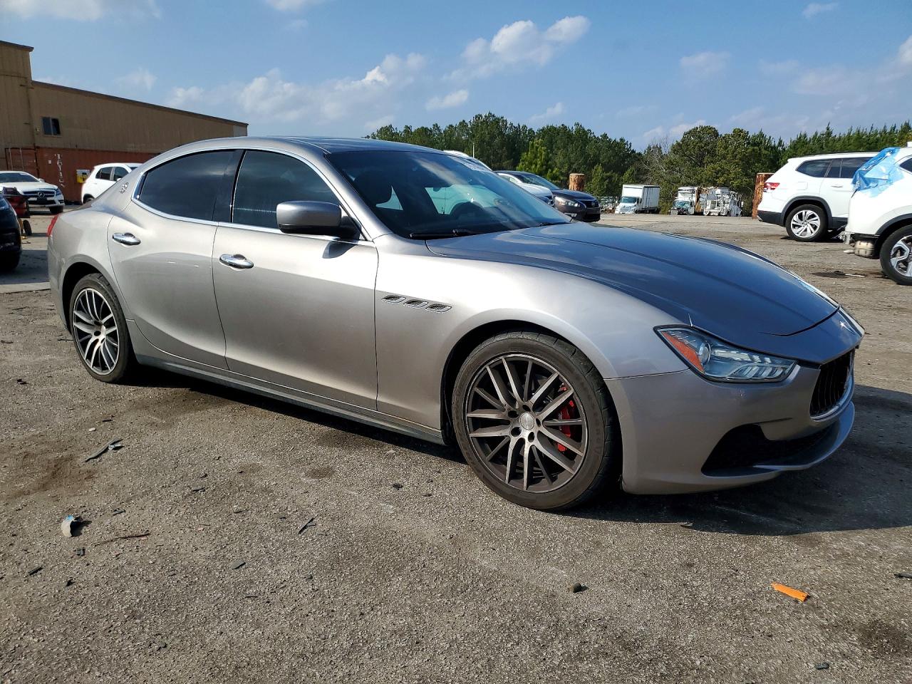 2016 MASERATI GHIBLI photo 4