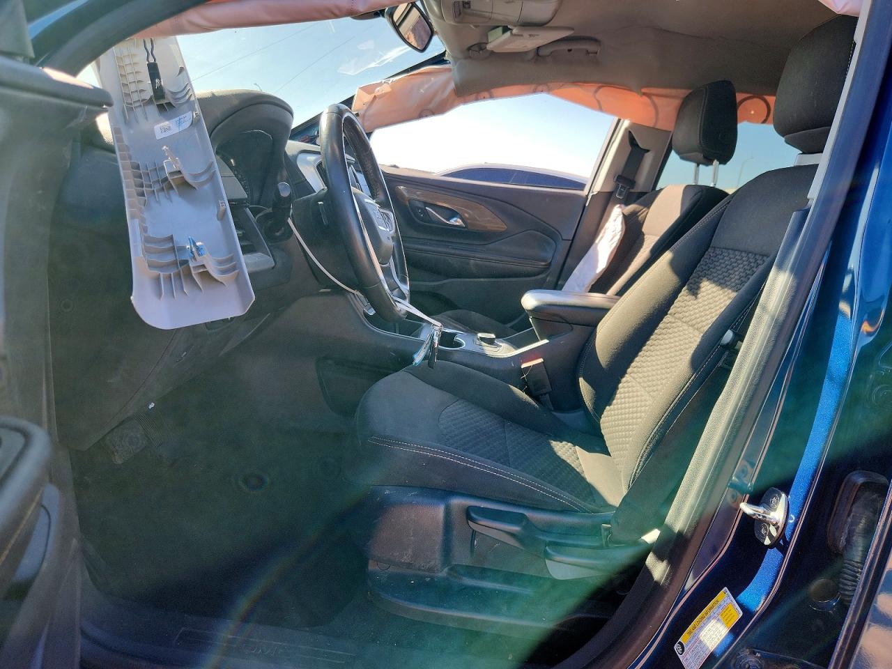2019 GMC TERRAIN SLE photo 13