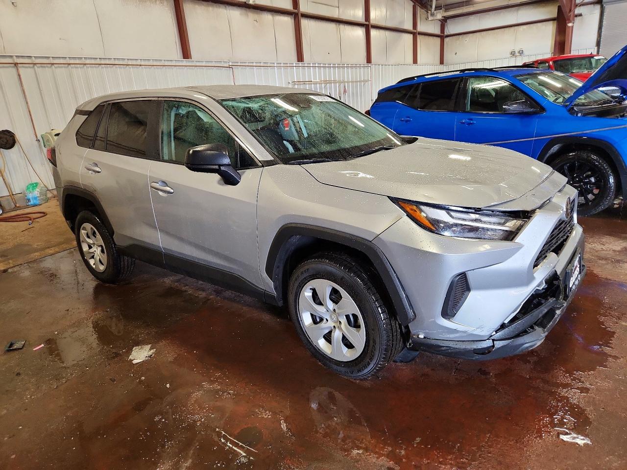 2024 TOYOTA RAV4 LE photo 7