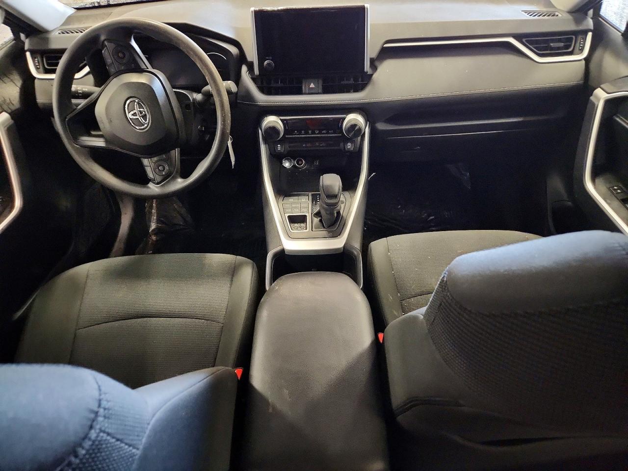 2024 TOYOTA RAV4 LE photo 15