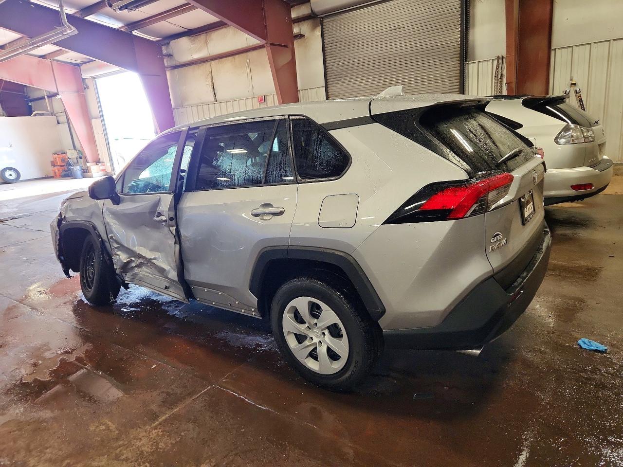 2024 TOYOTA RAV4 LE photo 3