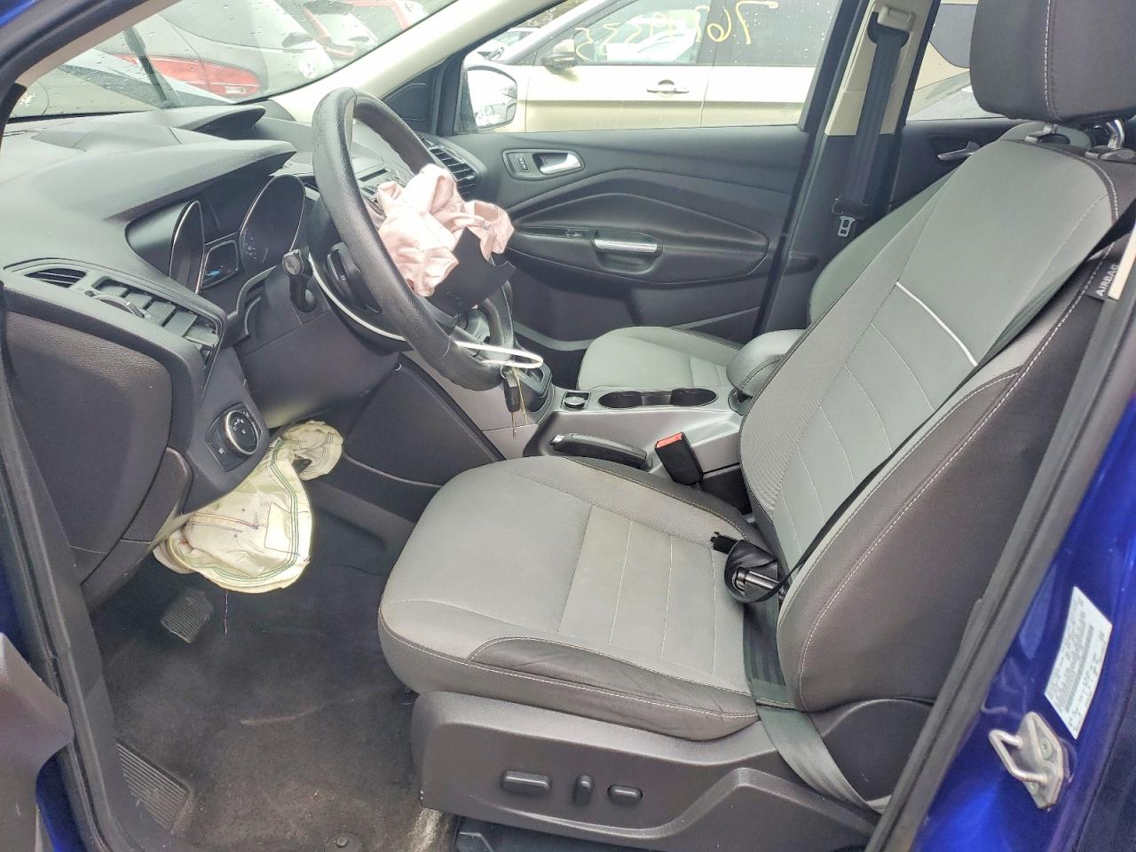 2015 FORD ESCAPE SE photo 13