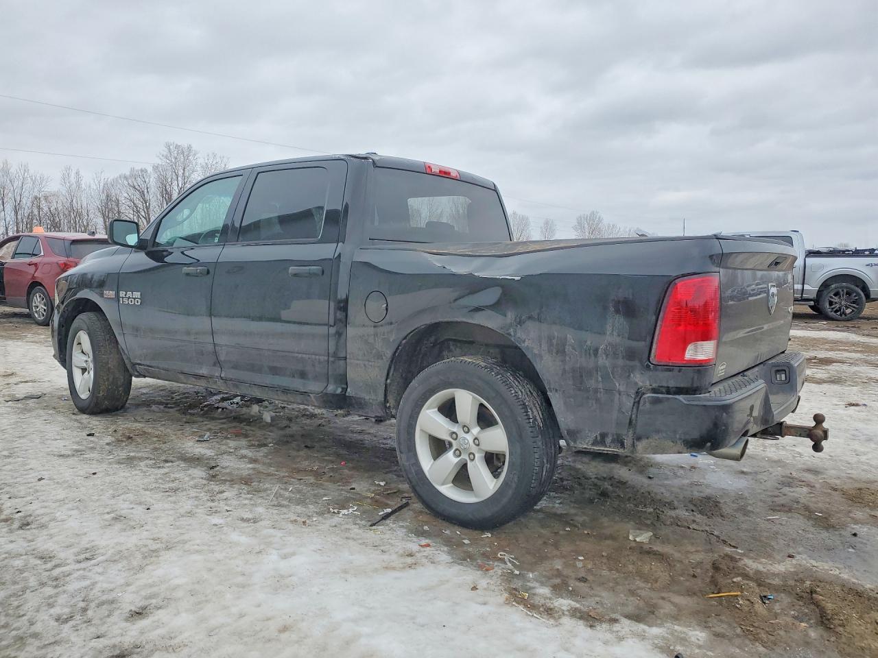 2014 RAM 1500 ST photo 2