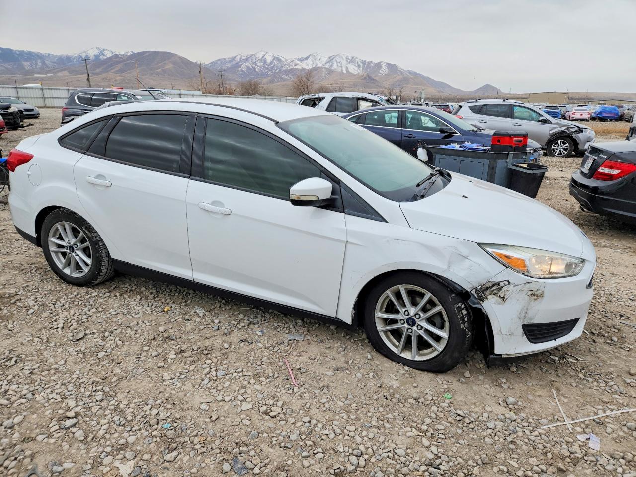 2015 FORD FOCUS SE photo 7