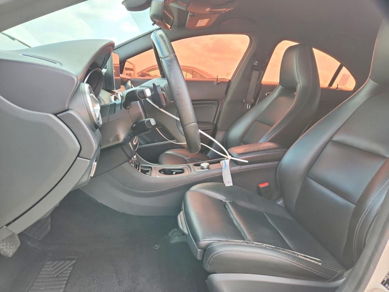2018 MERCEDES-BENZ CLA 250 photo 13