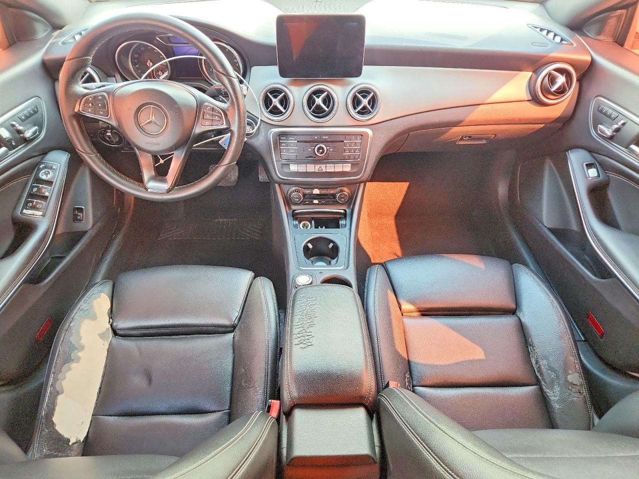2018 MERCEDES-BENZ CLA 250 photo 15