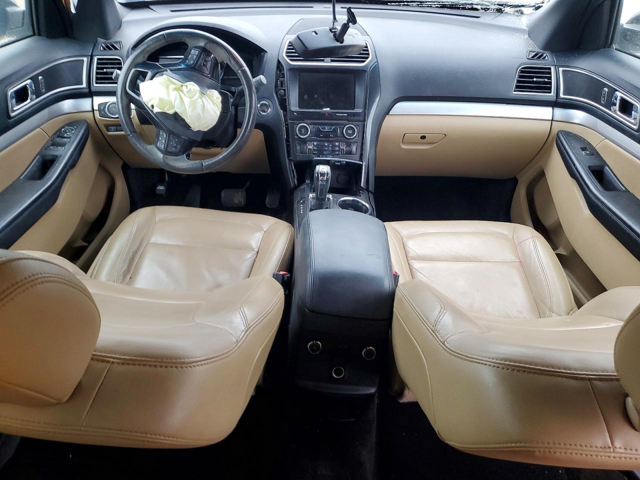 2016 FORD EXPLORER XLT photo 22
