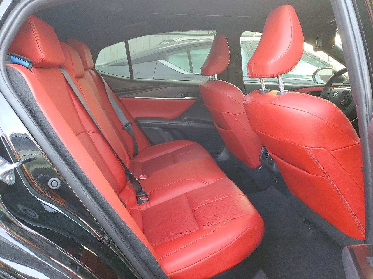 2025 TOYOTA CAMRY XSE photo 10